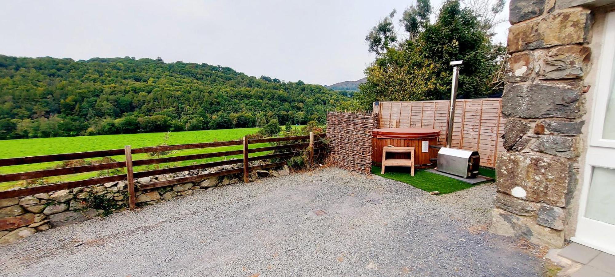 Cader Mountain View Cottage With Hot Tub In Snowdonia Dolgellau Kültér fotó