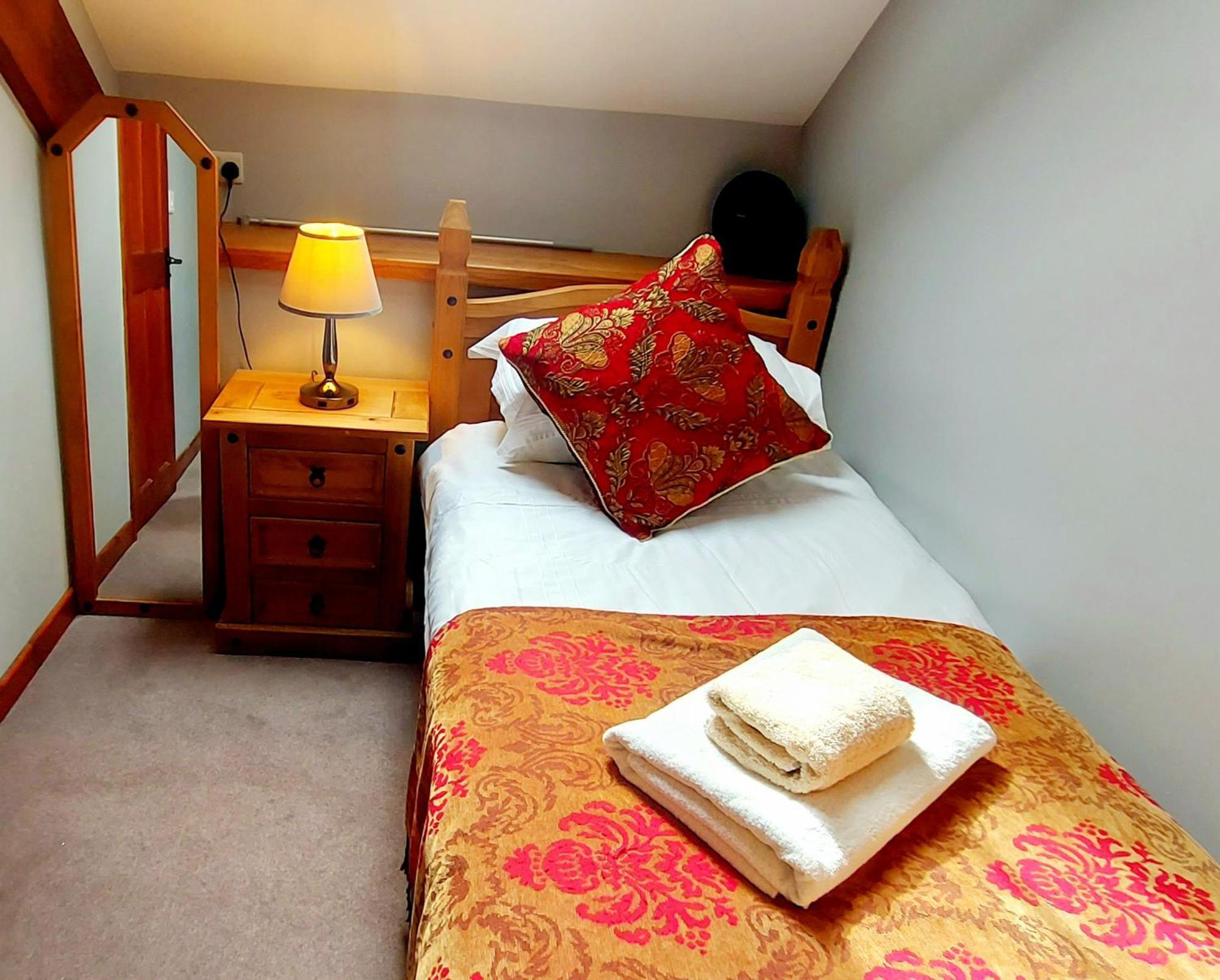 Cader Mountain View Cottage With Hot Tub In Snowdonia Dolgellau Kültér fotó